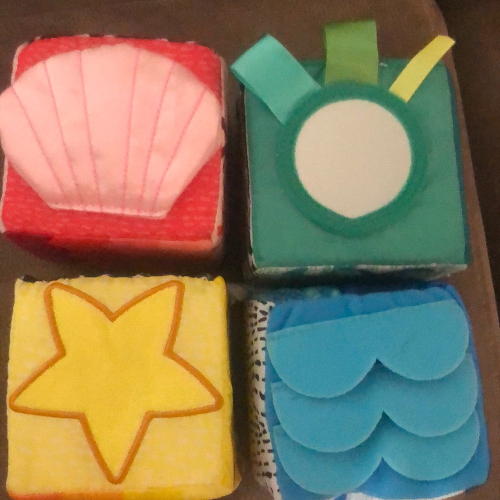 Lot of 4 Baby Einstein soft blocks
